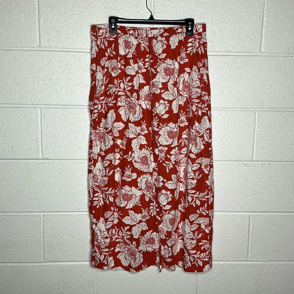< Old Navy Red & White Floral Linen Blend Skirt > - Picture 3 of 3